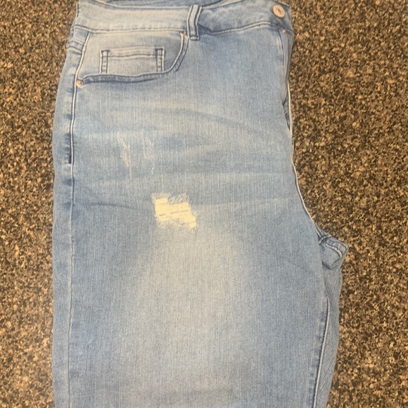 Jeans⭐️ - Picture 3 of 5